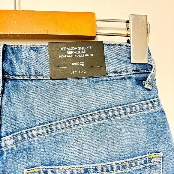DIVIDED High-waisted washed bermuda shorts - Picture 7 of 7